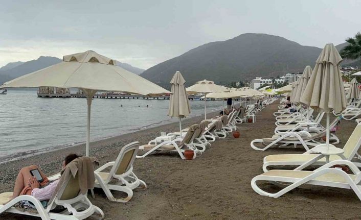 Marmaris’te yağmur ve deniz keyfi bir arada