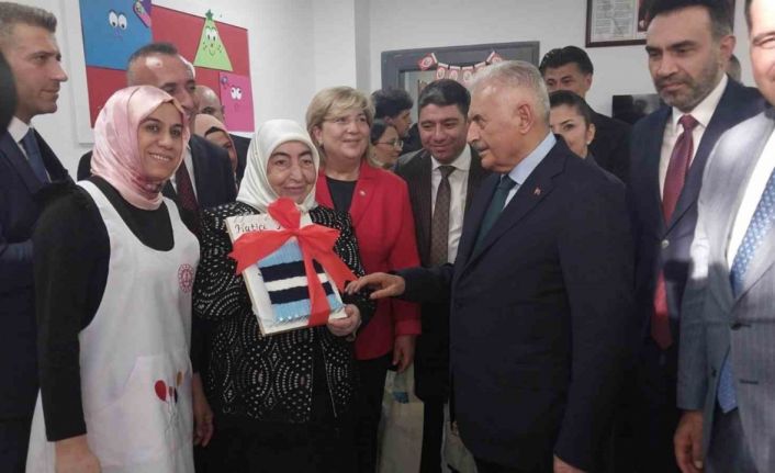 Mersin’de "Kızılay Anaokulu" Binali Yıldırım’ın katıldığı törenle hizmete açıldı