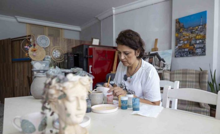 Mersin’de üretici kadın stantları, el emeğine değer katıyor