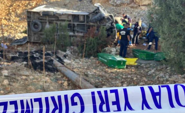 Mersin’deki işçi servisi kazasında ölü sayısı 6’ya yükseldi