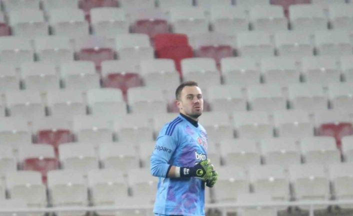 Mert Günok: "Kaptanlık değişikliğini her zaman olduğu gibi olgunlukla karşıladım"