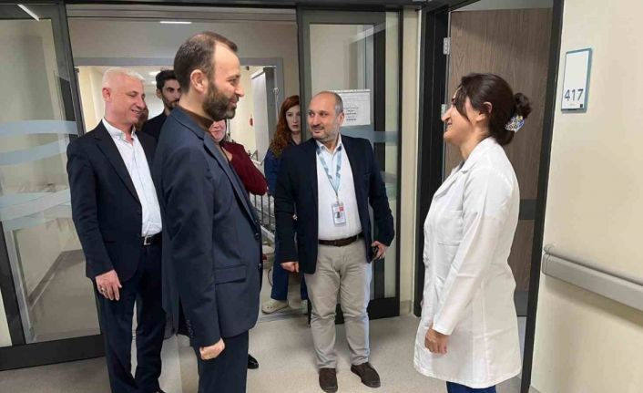 Milletvekili Bayırcı tedavi sürecinin ardından ilk ziyaretini Kütahya Şehir Hastanesi’ne yaptı
