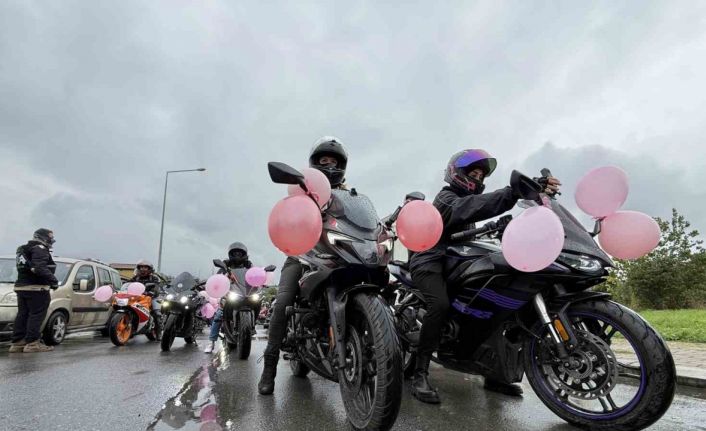 Motorları farkındalık için çalıştı: Meme kanserine karşı gaz açtılar