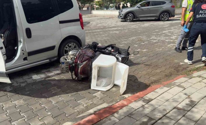 Motosikletle hafif ticari araç çarpıştı: 1 yaralı