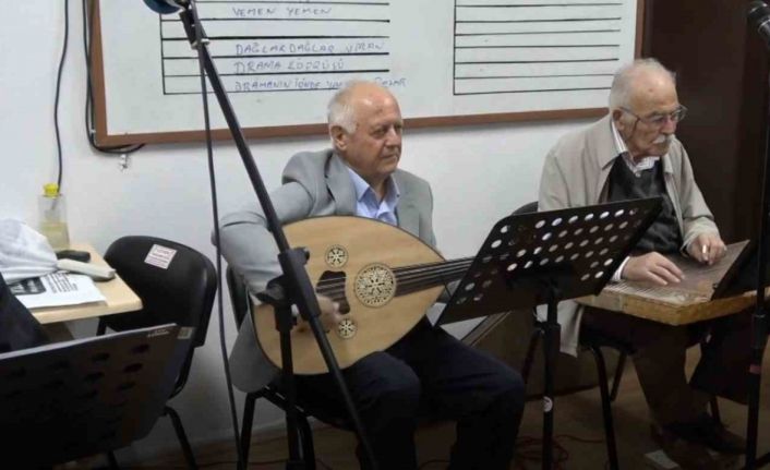 Mübadillerin torunları kültürlerini sanatla yaşatıyor