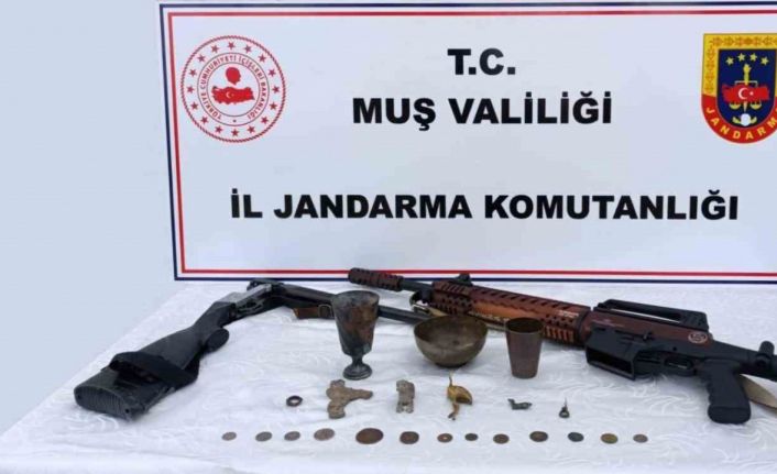 Muş’ta tarihi eser operasyonu: Çok sayıda obje ele geçirildi