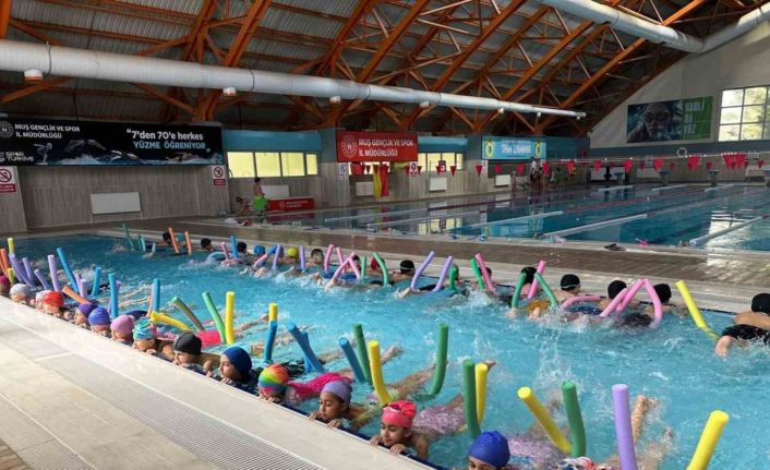 Muş’ta "Yüzme Bilmeyen Kalmasın" projesi sürüyor