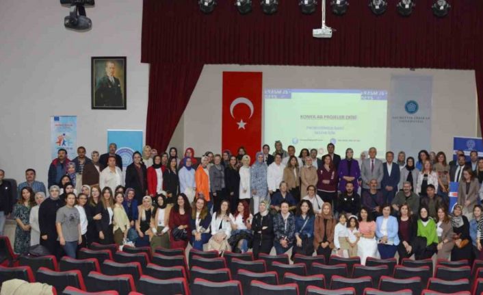 NEÜ’de ErasmusDays kapsamında Avrupa’daki eğitim fırsatları tanıtıldı