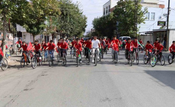 Öğrenciler Gazze için pedal çevirdi