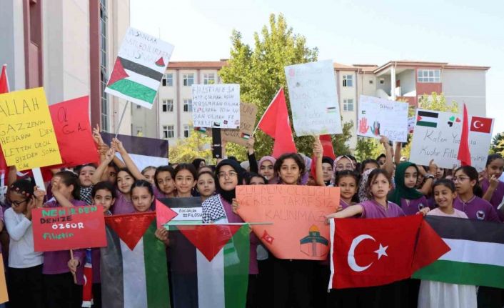 Öğrencilerden Filistin için farkındalık etkinliği
