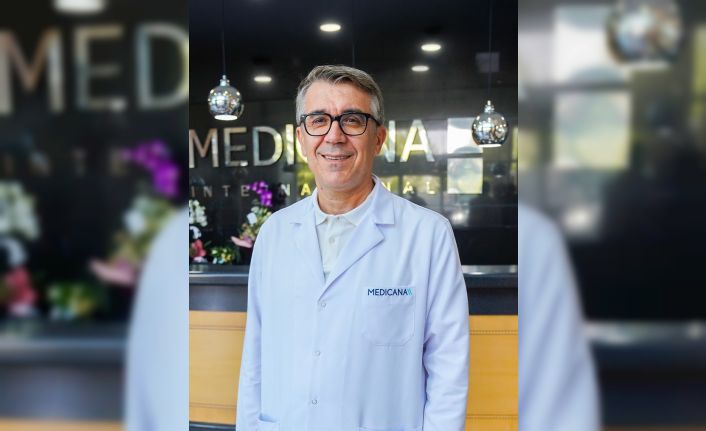 Op. Dr. Deniz: "Menopozda hormonlar yeniden düzenlenirken sistem geçici olarak yapılandırılır"