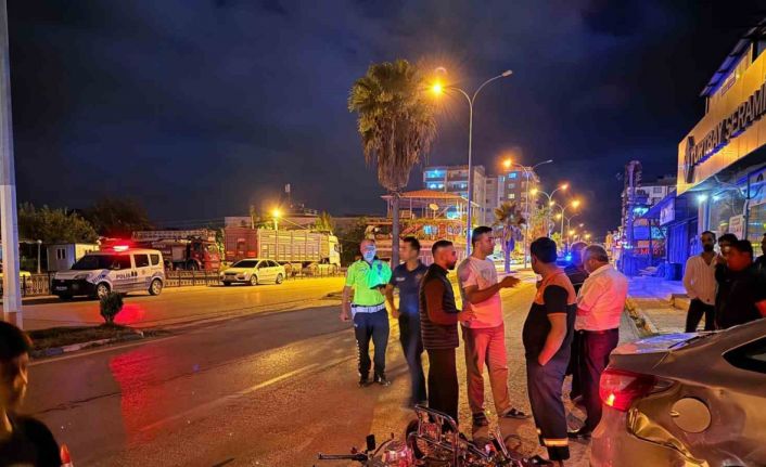 Osmaniye’de motorsiklet ile otomobil çarpıştı: 2 kişi yaralandı