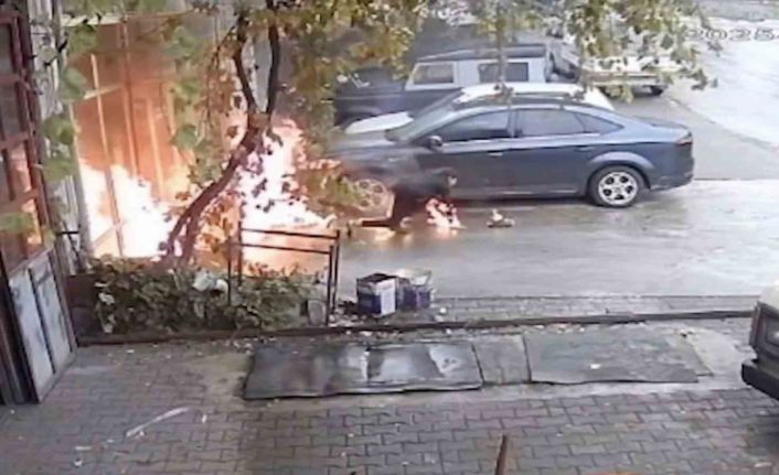 Oto tamirhanesinde dehşet anları: Yanmaktan böyle kurtuldular