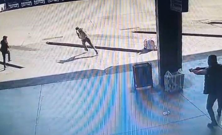 Otogarda yaşanan dehşet kamerada