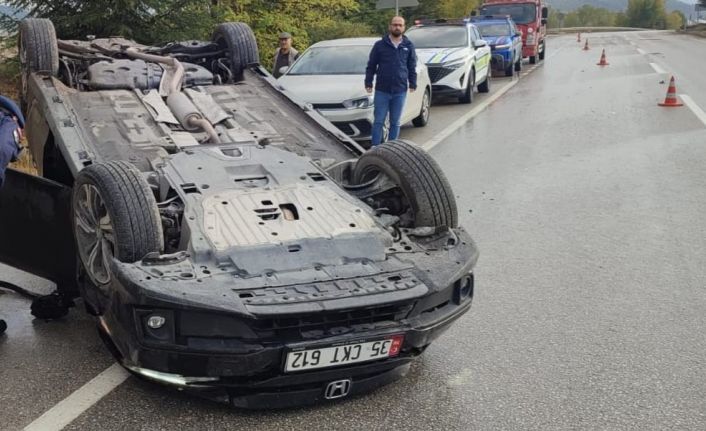 Otomobil takla attı: 1 yaralı