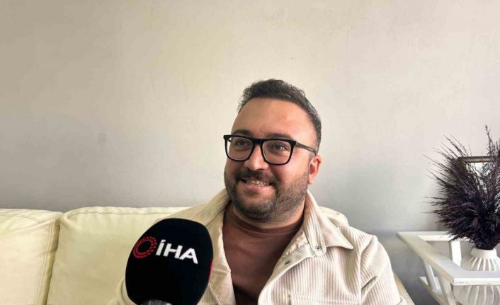 ’Özrü kabahatinden büyük’, kendisini karısına dev buketle affettirdi