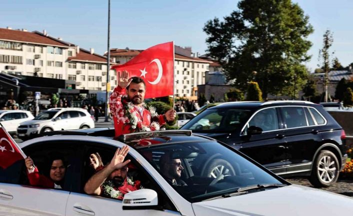 Para Halter dünya şampiyonuna konvoylu karşılama