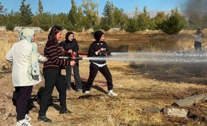 Patnos’ta afet ve yangın eğitimi ile güvenlik farkındalığı artırıldı