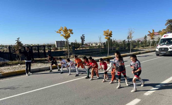 Patnos’ta Cumhuriyet coşkusuyla 29 Ekim koşusu düzenlendi