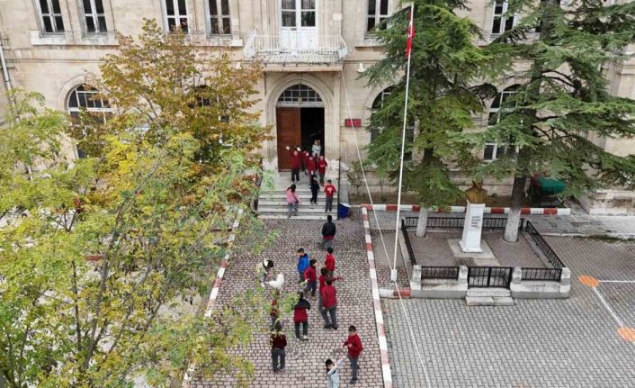 Pınarhisar’ın eğitimdeki asırlık çınarı: Koloğlu İlkokulu binası bir asırdır hizmet veriyor