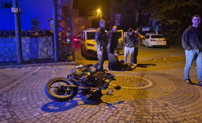 Polisi görünce kaçan motosikletli, kaza yapınca yakalandı