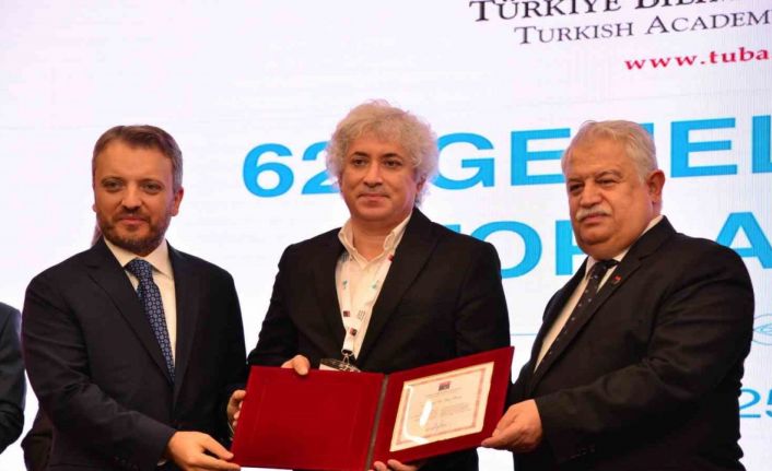 Prof. Dr. Ömer Özkan’a TÜBA Şeref Üyeliği beratı takdim edildi