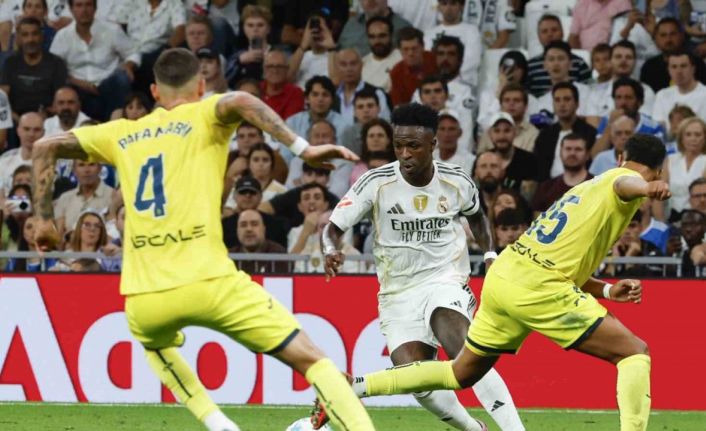 Real Madrid maç fazlasıyla liderliğe yükseldi