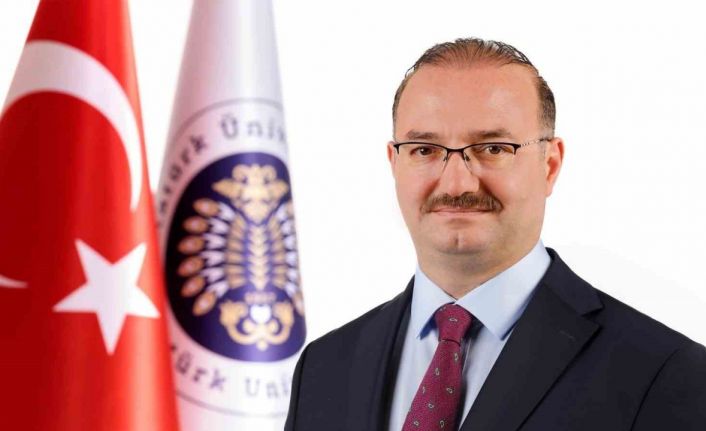 Rektör Hacımüftüoğlu, ÜAK yönetim kurulu üyeliğine seçildi