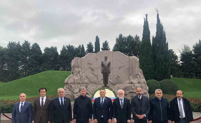 Rektör Hamdullah Şevli, Azerbaycan’da resmi temaslarda bulundu