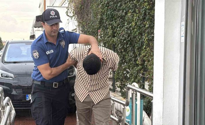 Sahte polisten şok savunma: "Beni vuracaklarını düşündüğüm için kendime polis süsü verdim"