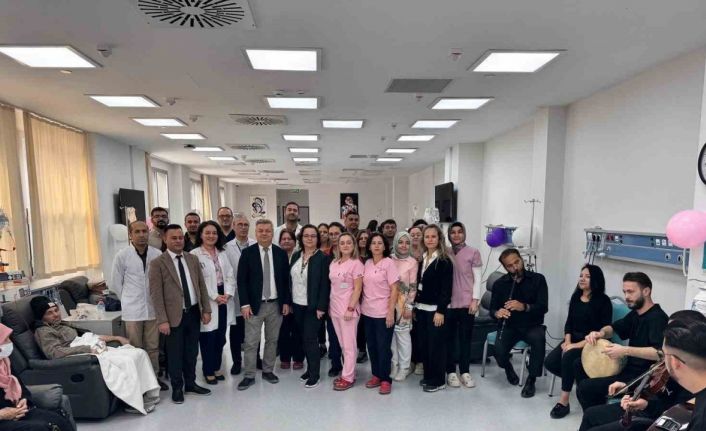 Sanatla Umuda Dokunuş etkinliği hastalara moral oldu