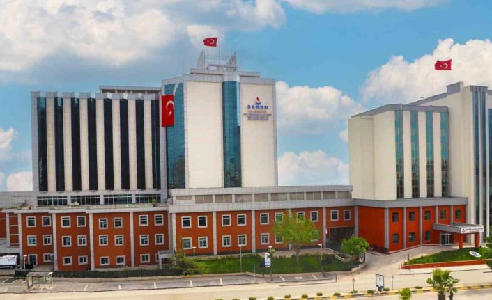 SANKO Üniversitesi Hastanesi’nde robotik cerrahi ile diz protez ameliyatları başarıyla gerçekleştiriliyor