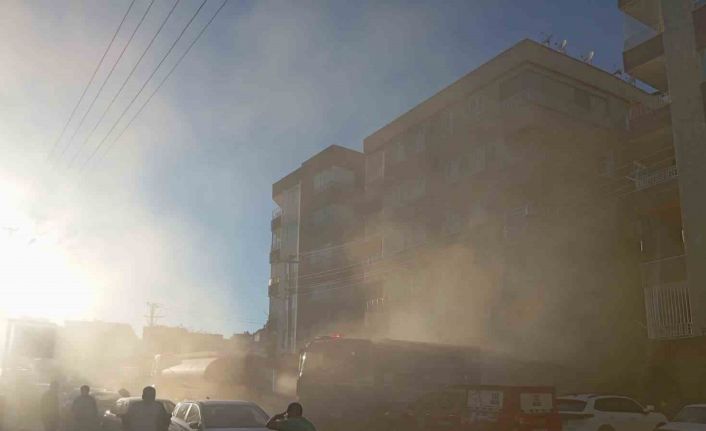 Şanlıurfa’da medikal malzeme deposunda yangın
