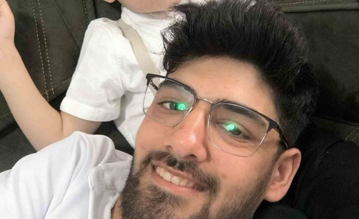 Savrularak yol kenarındaki kaldırıma çarpan motosikletin sürücüsü hayatını kaybetti