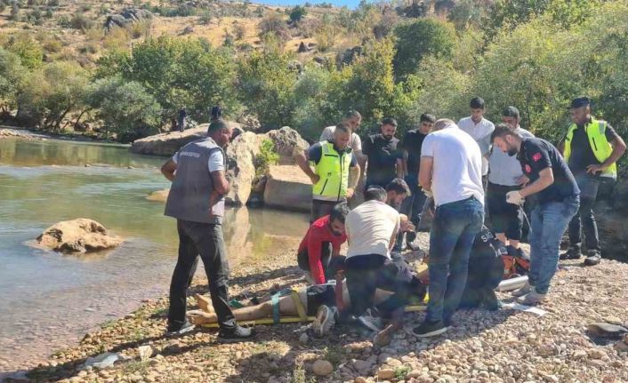 Serinlemek için girdiği suda hayatını kaybetti