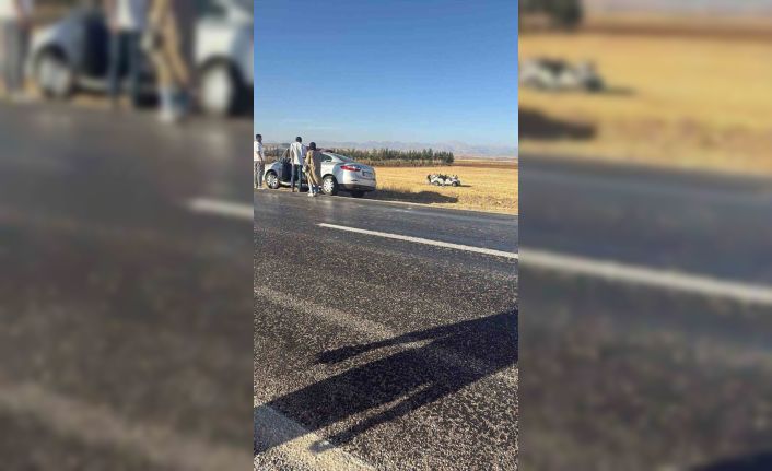 Siirt’te otomobil takla attı: Anne ve çocuğu yaralandı