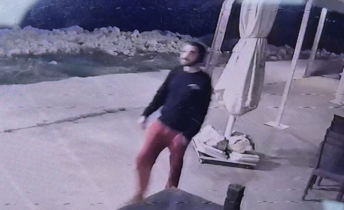 Silivri’de genç katip ölü olarak bulundu