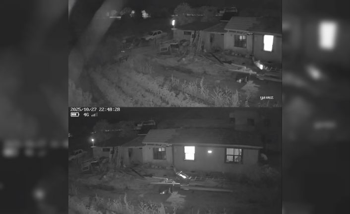 Sındırgı depreminde beşik gibi sallandı...O anlar kamerada