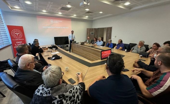 Sinop’ta aile hekimlerine "bağışıklama" eğitimi