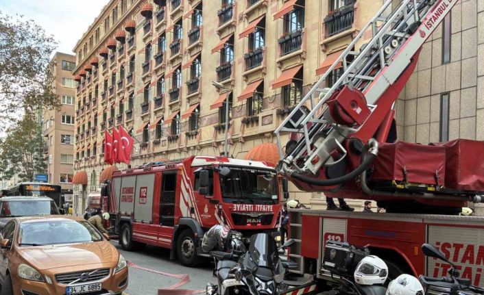 Şişli’de ısı yalıtımı sırasında çıkan yangın paniğe neden oldu