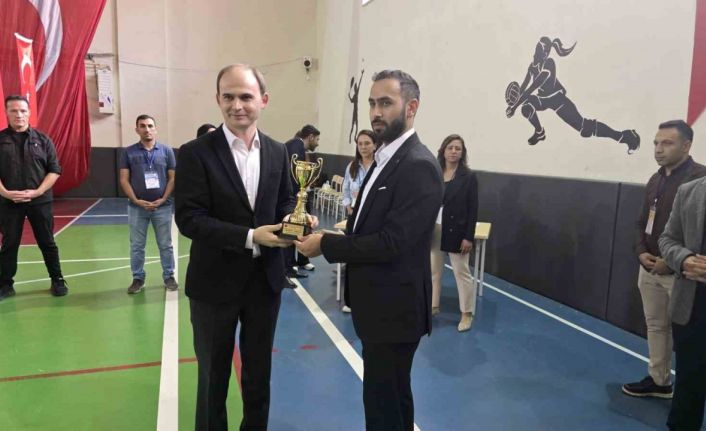 Siverek’te Cumhuriyet’in 102. yılına özel akıl ve zeka oyunları turnuvası