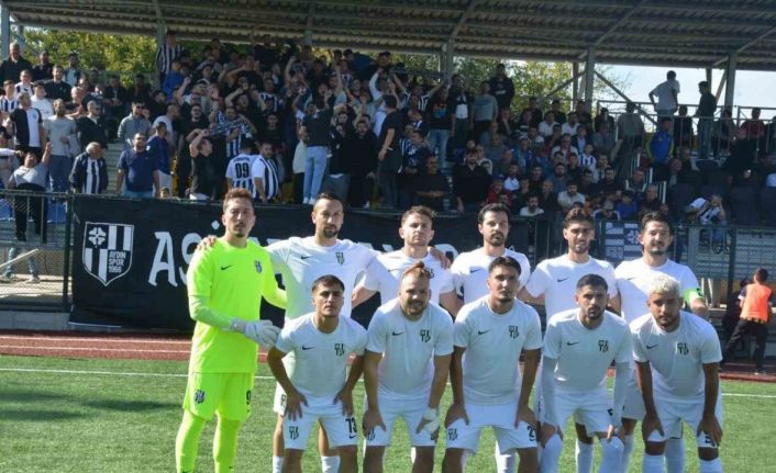 Siyah-beyazlılar sahadan mağlubiyet ile ayrıldı