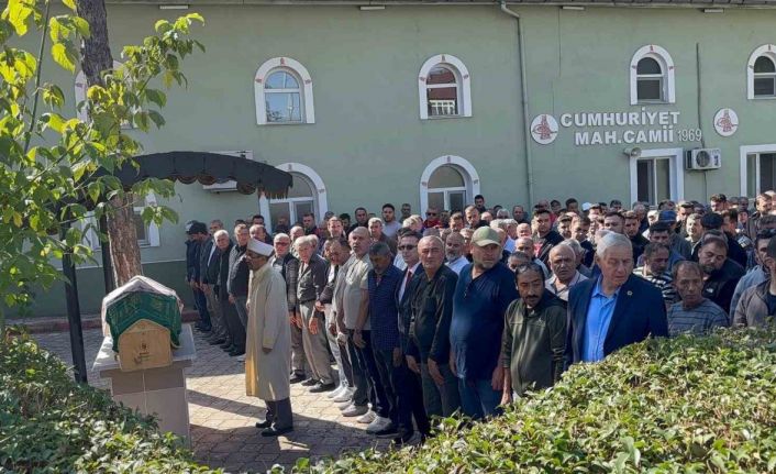 Siyanürlü, baltalı, bıçaklı aile faciasında anne öldü