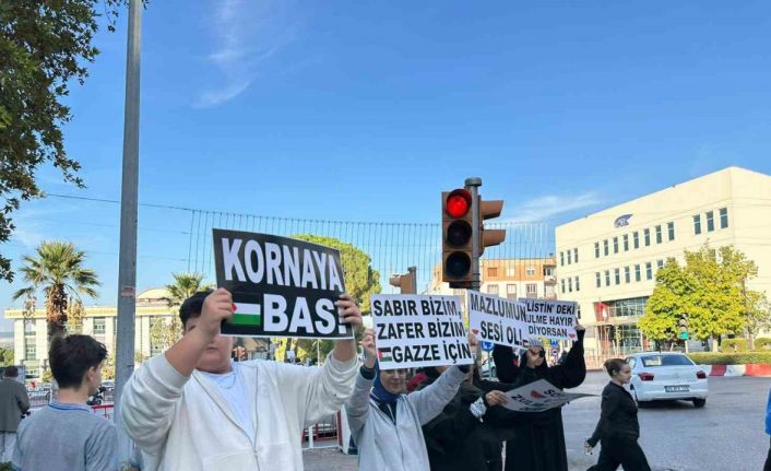 Somalılardan İsrail’e kornalı tepki