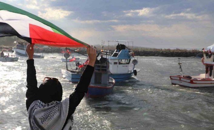 Sumud Filosu’na teknelerle destek verip zulme ‘Dur’ dediler