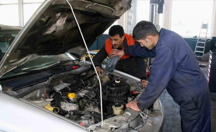 Sürücülere araçları için kış bakımı uyarısı