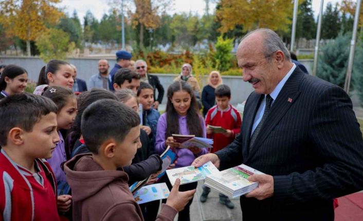 Taşköprü Belediyesi’nin geleneksel hale getirdiği ‘Çocuk Kitapları Günleri’ devam ediyor