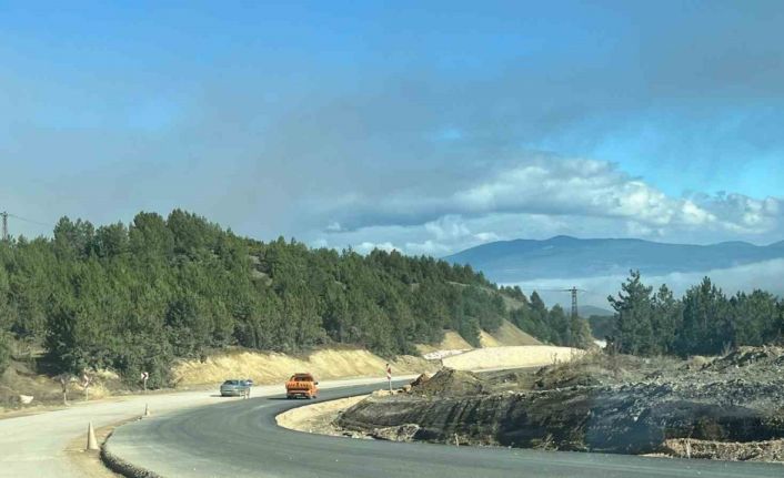 Tavşanlı-Domaniç yolunda çalışmalar sürüyor