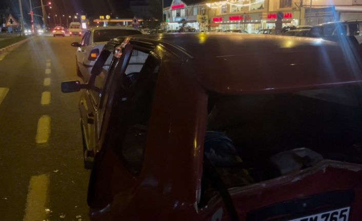 Tavşanlı’da 4 aracın karıştığı zincirleme kaza kamerada