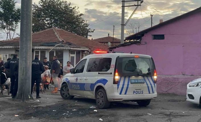 Tekirdağ’da cenaze evi savaş alanına döndü: 2 ölü, 2 yaralı